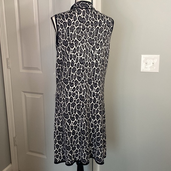 BKE Red Buckle Cheetah Leopard Print Midi Soft Sweater Dress - Picture 4 of 7